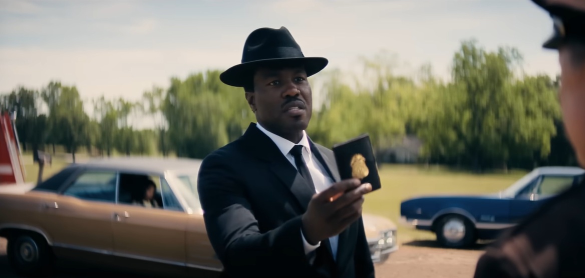 By Any Means 4K Final Trailer Review: Mark Wahlberg and Yahya Abdul-Mateen II Team Up in Gritty 1960s Crime Thriller